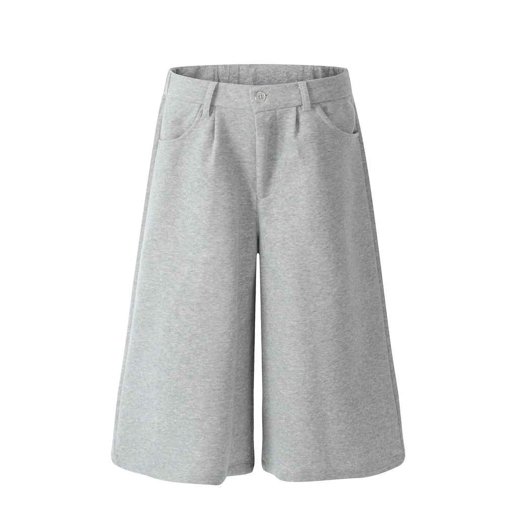 Fashion sports loose shorts